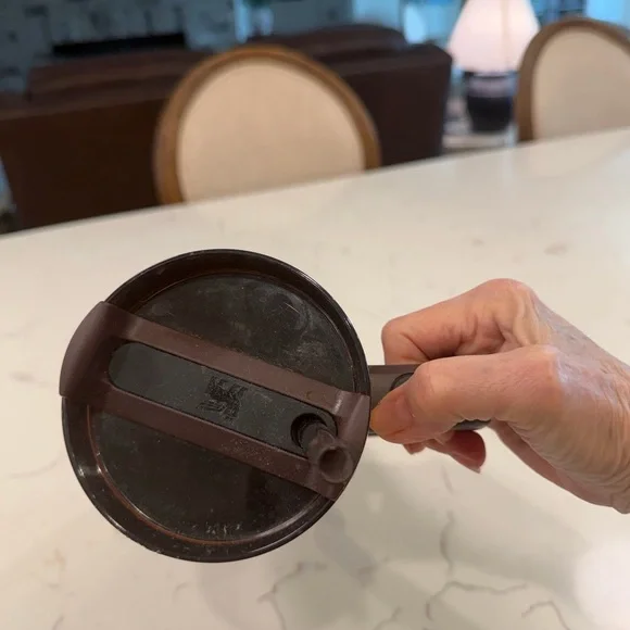 Stanley 40 oz. TYLA TYGER Quencher Tumbler -Brown/Gold Travel Mug.  NEW IN BOX.. - Picture 3 of 7